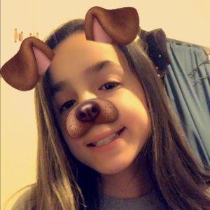 Meet your Posher, Mia